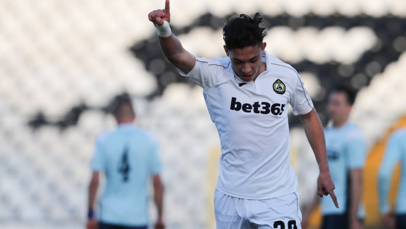 Μάνατζερ Κράστεφ: «Έχουν ενδιαφερθεί ο Άρης και η Φέγενορντ»