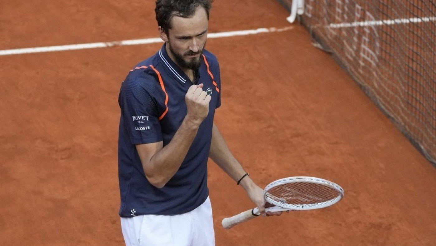 Θριαμβευτής ο Μεντβέντεφ στο Rome Masters