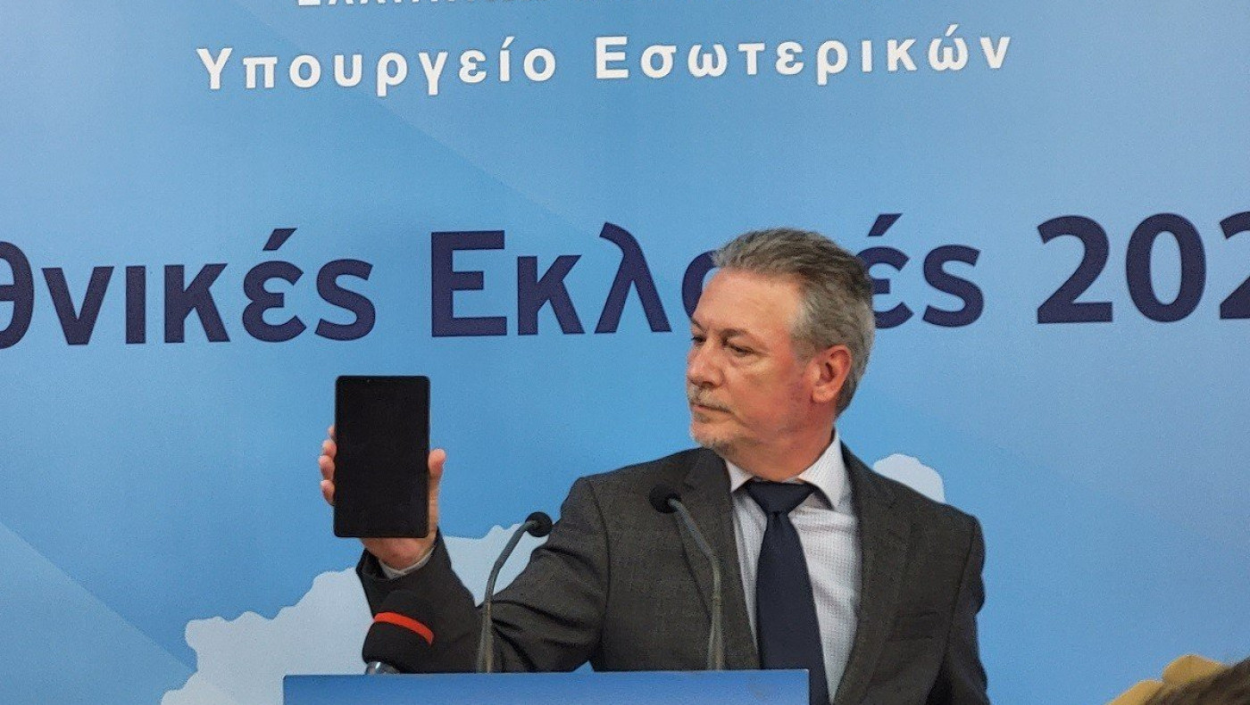 Θεσσαλονίκη: Τα πρώτα προβλήματα στα εκλογικά κέντρα- «Υπολειτουργούν» ορισμένα τάμπλετ