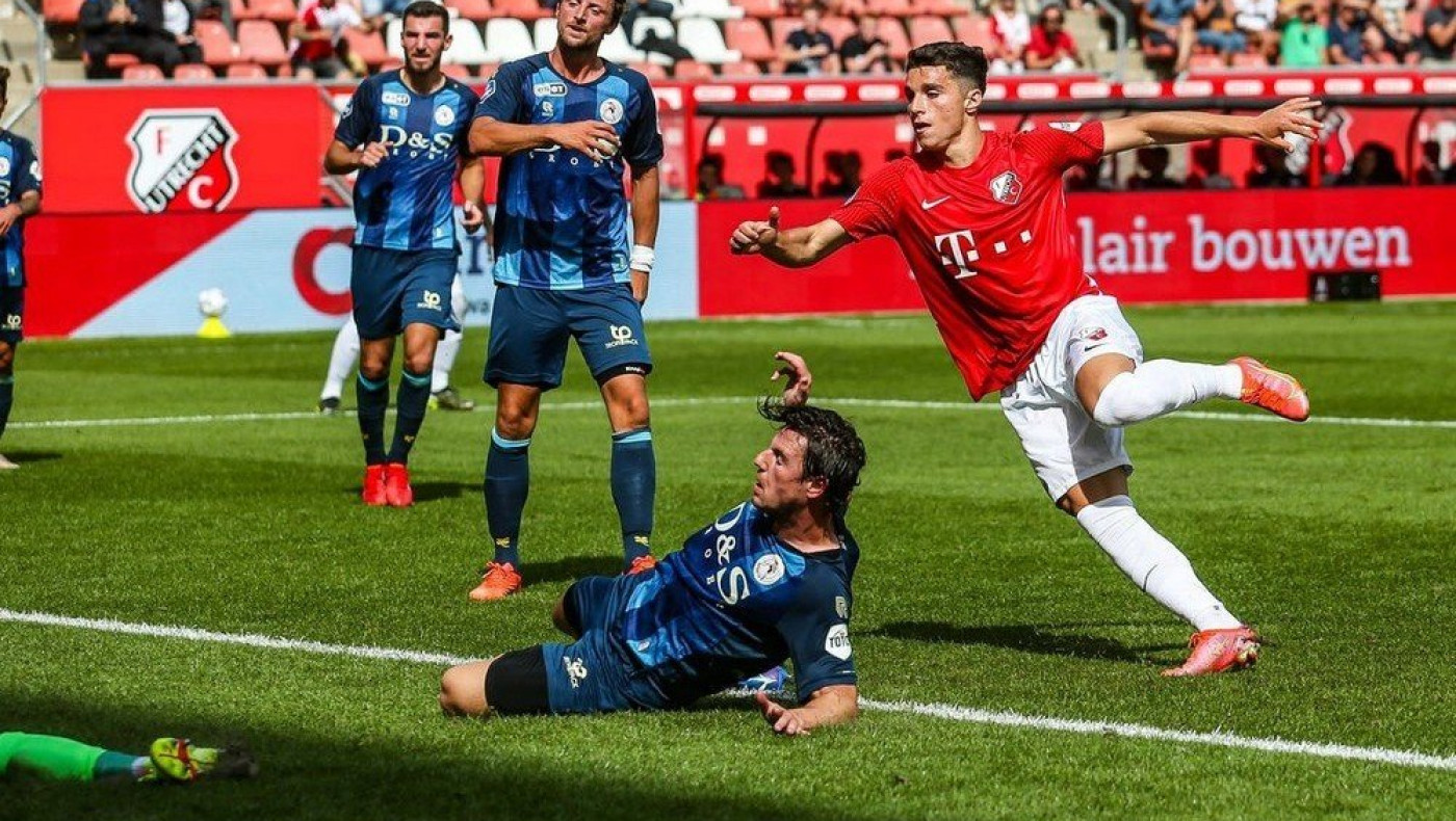 Ενδιαφέρον της Κάλιαρι για Δουβίκα