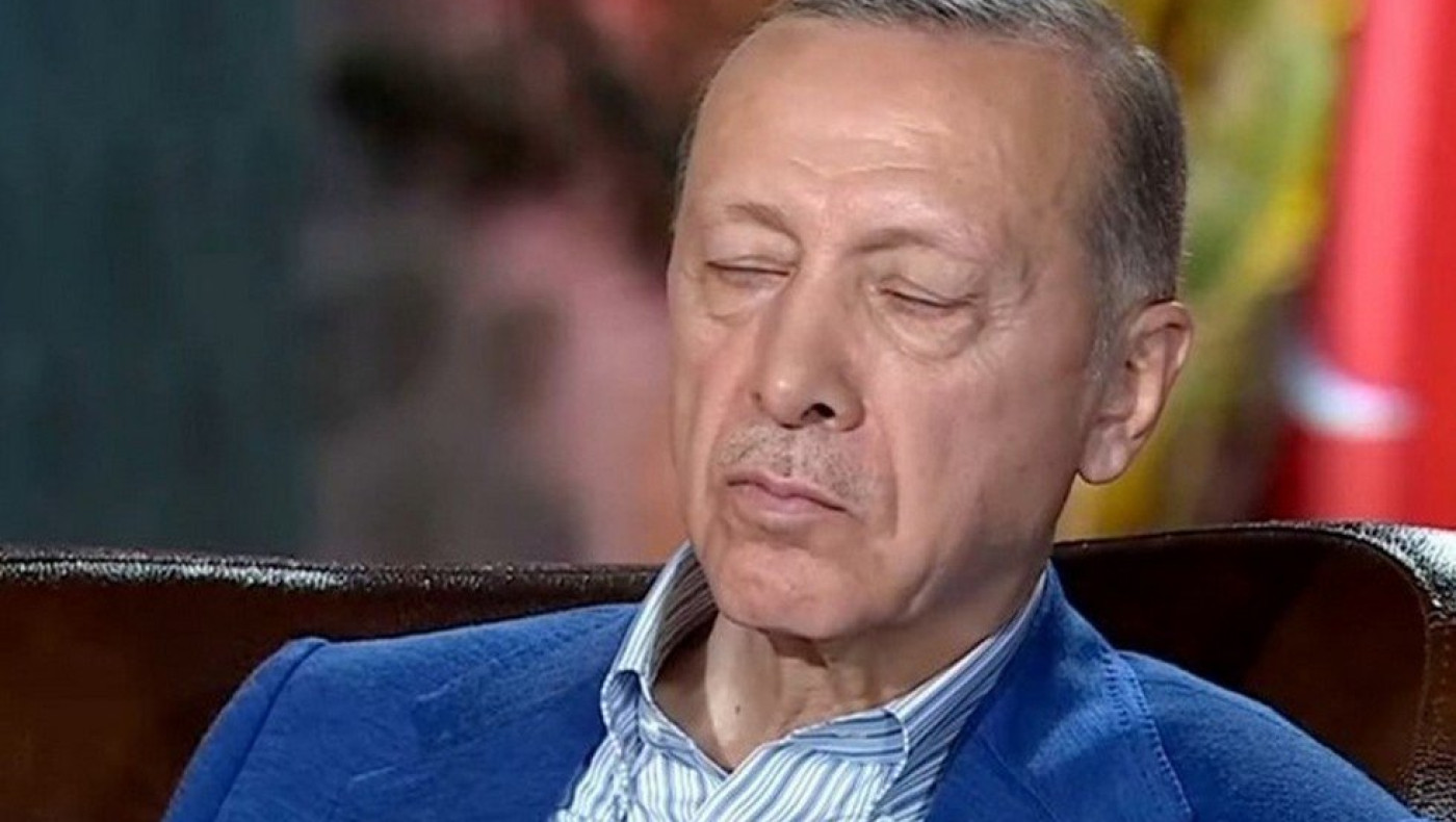 Τουρκία: Κοιμήθηκε ο Ερντογάν στη διάρκεια διακαναλικής συνέντευξης του