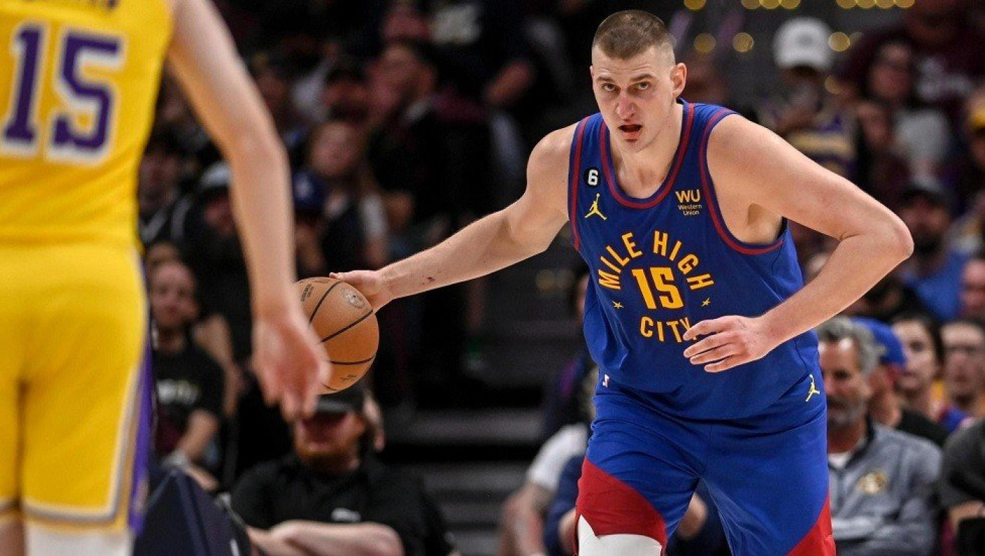 Με... τριπλό Γιόκιτς οι Νάγκετς διέλυσαν τους Χιτ για το 1-0 στους τελικούς του NBA (vid)