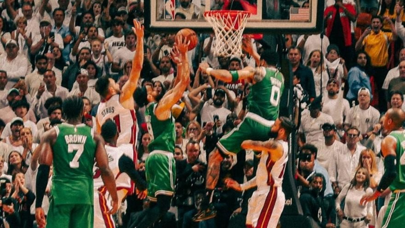 Χιτ-Σέλτικς: Πανηγυρισμοί σε γάμο που... κόπηκαν απότομα