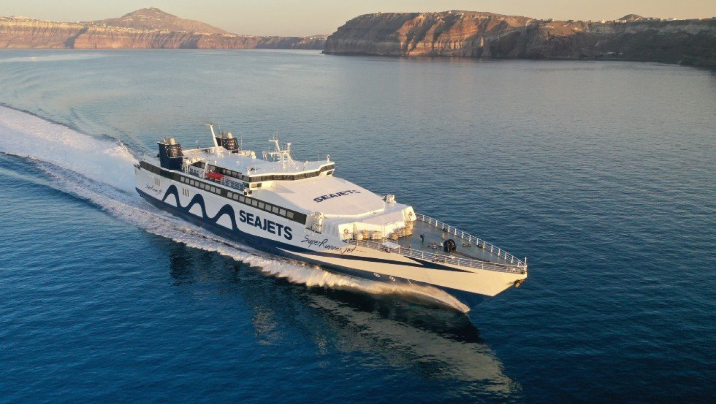 Σκιάθο, Σκόπελο, Αλόννησο, Λήμνο και Λέσβο από Θεσσαλονίκη με το ταχύπλοο SUPERRUNNER JET της SEAJETS
