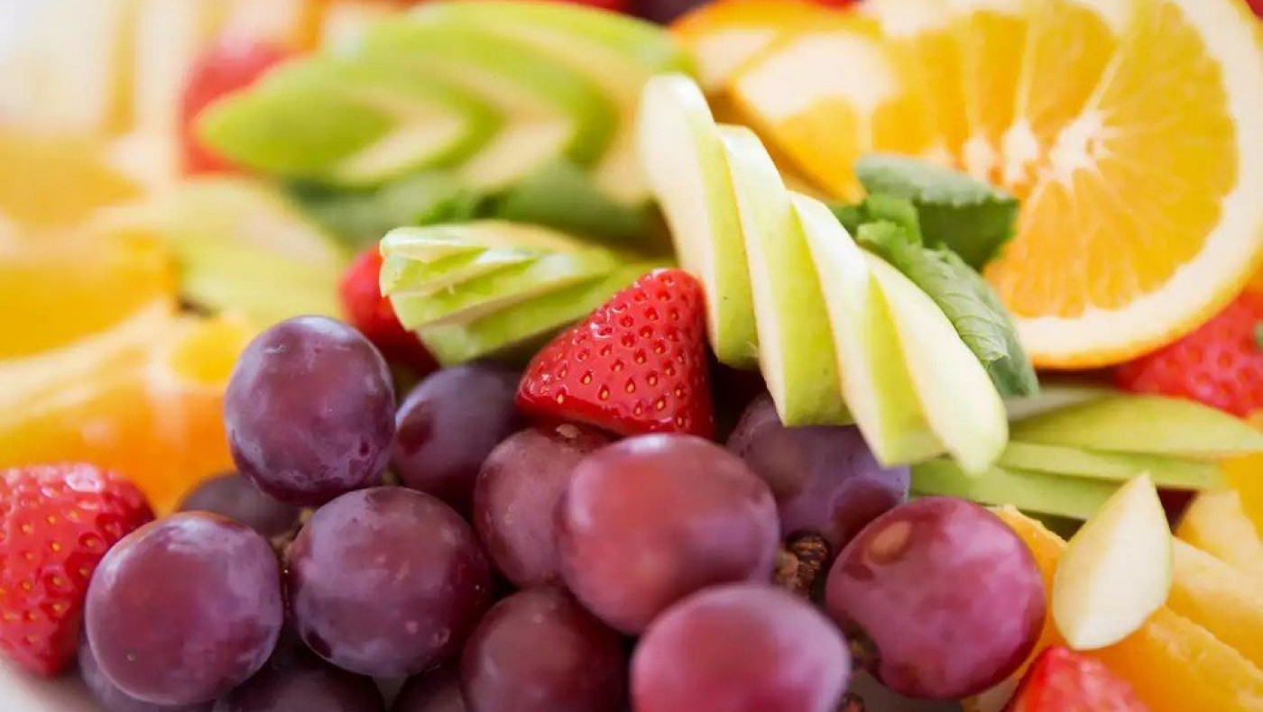 Ουρικό οξύ: Ποια φρούτα χρειάζονται μέτρο και γιατί