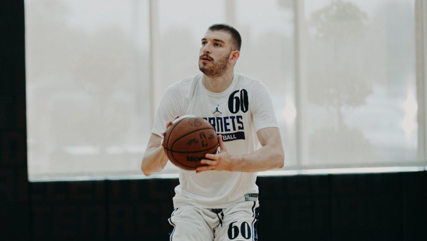 NBA: Προπονήθηκε με τους Σάρλοτ Χόρνετς ο Ρογκαβόπουλος