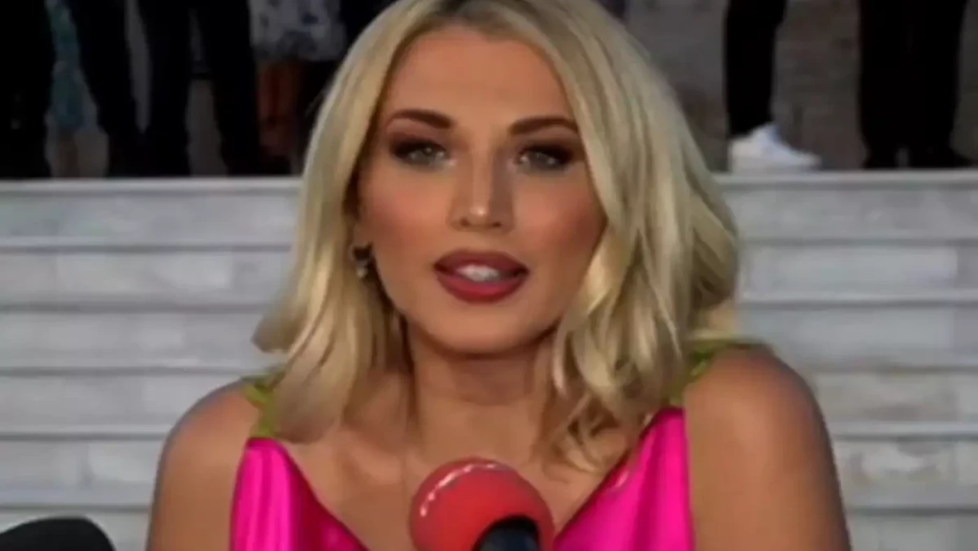 Κωνσταντίνα Σπυροπούλου: Η αποκάλυψη για τη βάφτιση του γιου της, τον γάμο και την τηλεοπτική της επιστροφή