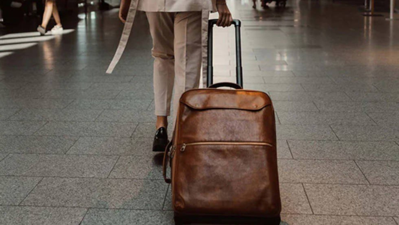 Πώς να ταξιδέψεις μαζί με τα sex toys σου