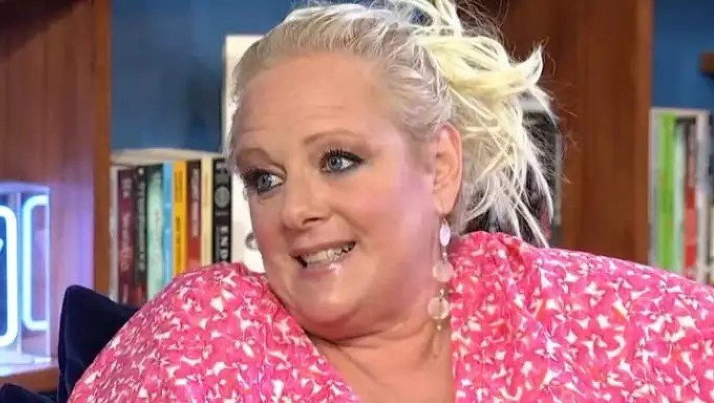 Μάρω Λεονάρδου: «Έχω κάνει 21 χρόνια καθημερινά τηλεόραση και θα μείνω στην ιστορία για το κ#λ@ράκι»