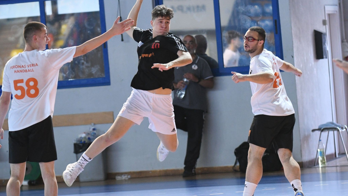 Πανελλήνιο Παίδων Χάντμπολ: Άνετη νίκη του Φέρωνα Βέροιας με Ζαφειράκη Νάουσας