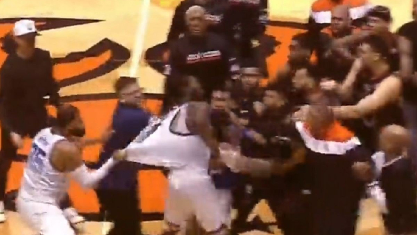 Τεράστιος καυγάς ανάμεσα σε πρώην NBAers- Πιάστηκαν στα χέρια και άρχισαν να σπάνε τα πινακάκια