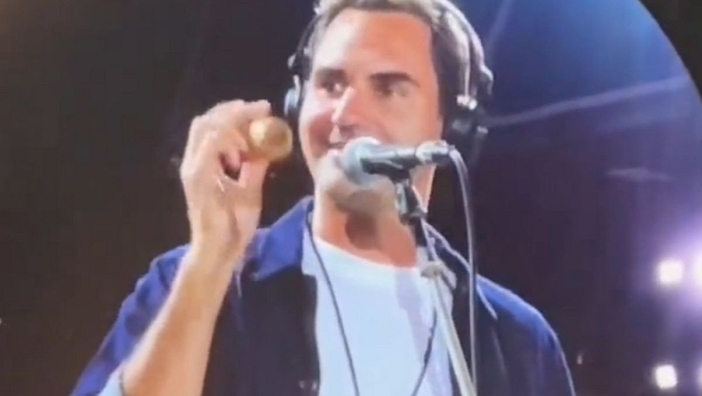 Επικός Φέντερερ: Πήρε το μικρόφωνο από τους Coldplay και ξεσήκωσε το κοινό