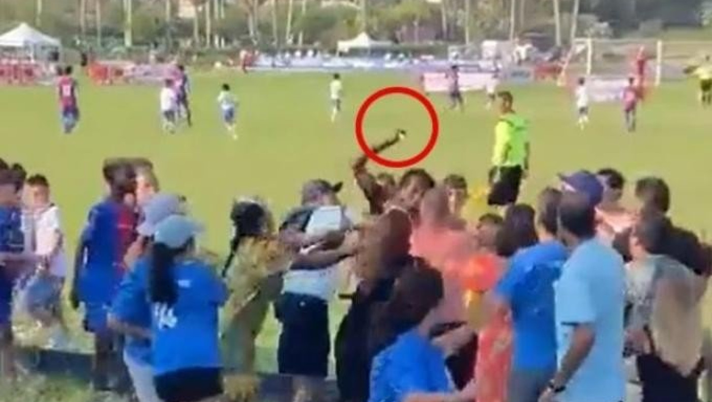 Απίστευτο περιστατικό βίας σε παιδικό τουρνουά: Πατέρας απείλησε να μαχαιρώσει άλλον πατέρα