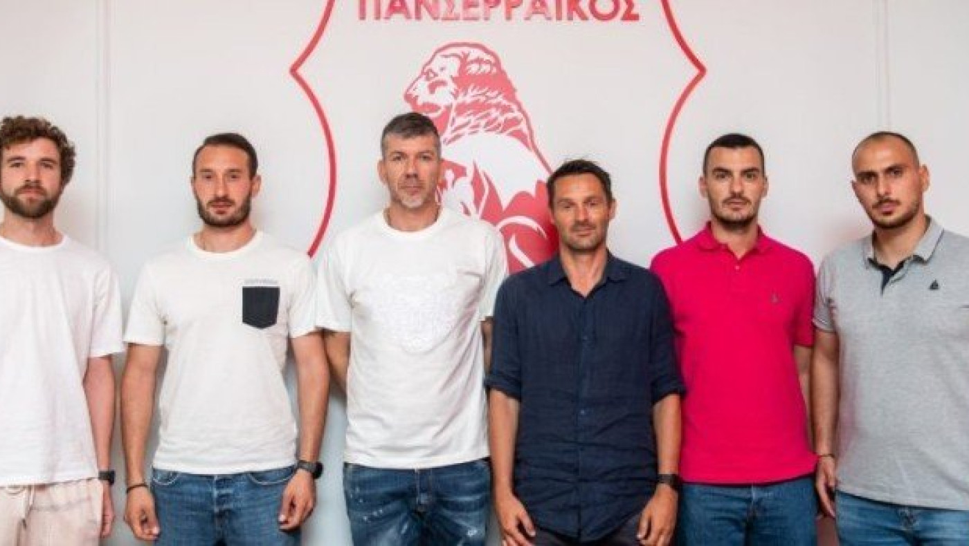 Πάμπλο Γκαρσία: Αυτό είναι το τιμ του Ουρουγουανού στον Πανσερραϊκό