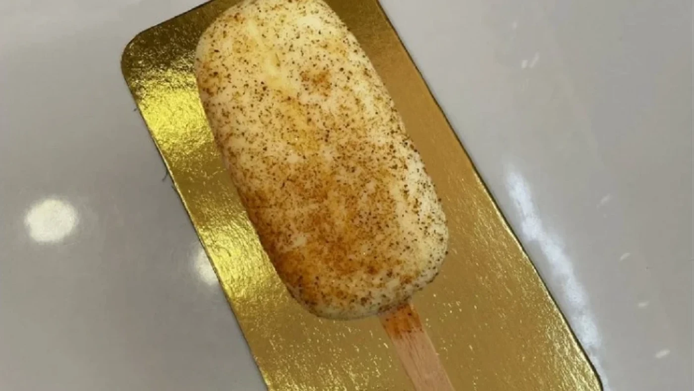 Θεσσαλονίκη: Η μπουγάτσα έγινε... κατά λάθος παγωτό ξυλάκι