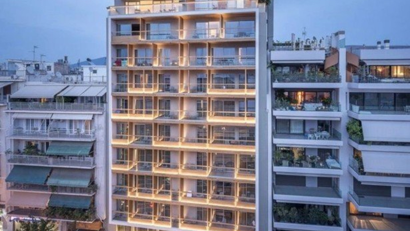 Υπουργείο Τουρισμού: «Λουκέτο» στο ξενοδοχείο Coco-Mat που κρύβει τη θέα προς την Ακρόπολη