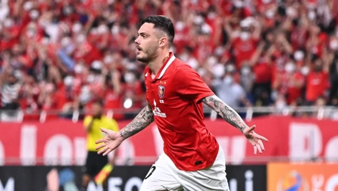 ΜΜΕ Ιαπωνίας: «Πηγαίνει στην Ελλάδα και περνάει εξετάσεις ο Κάρλσον»