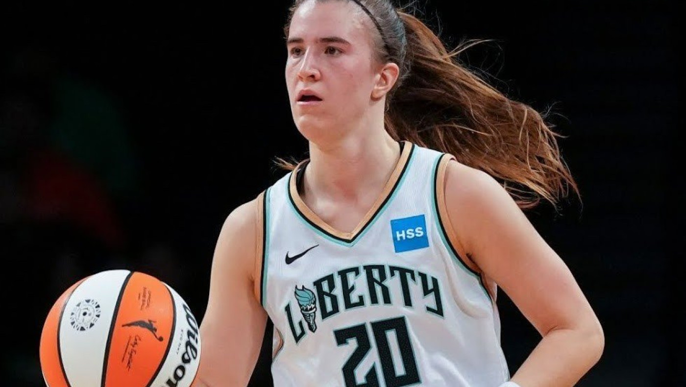 Υποκλίθηκε και ο Κάρι: Ασύλληπτο ρεκόρ τριπόντων στο WNBA!