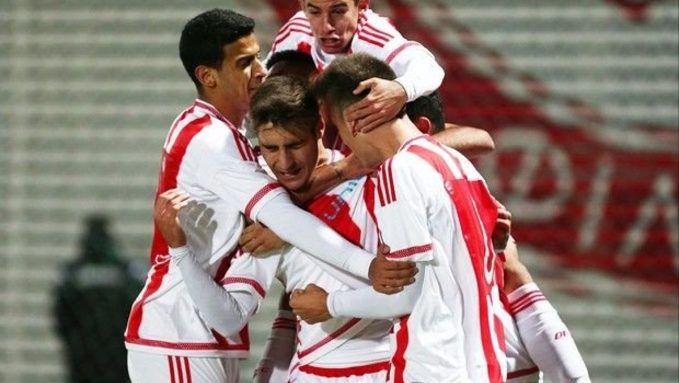 Αντίο με το «κεφάλι ψηλά» (PICS)