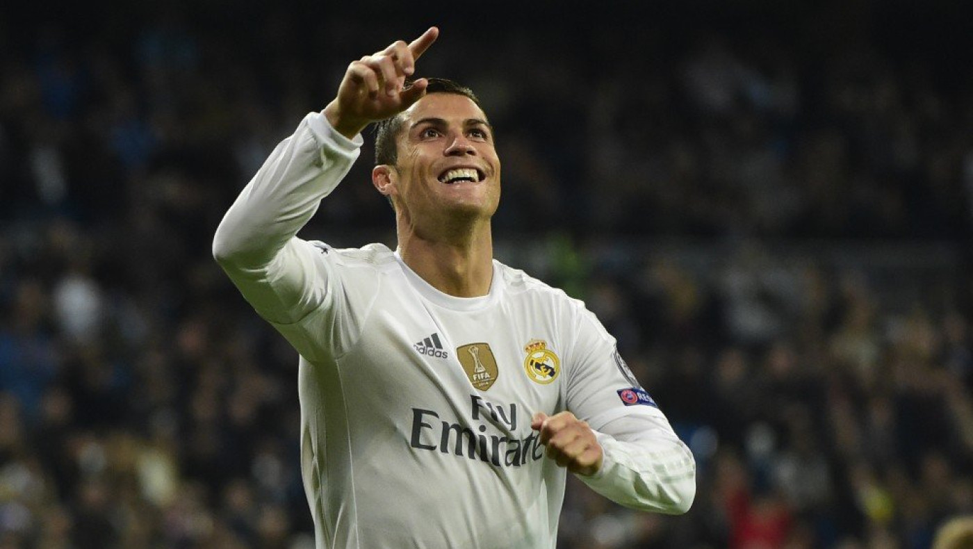 Με κυάλια κοιτάει τον Κριστιάνο ο Μέσι! (pic)