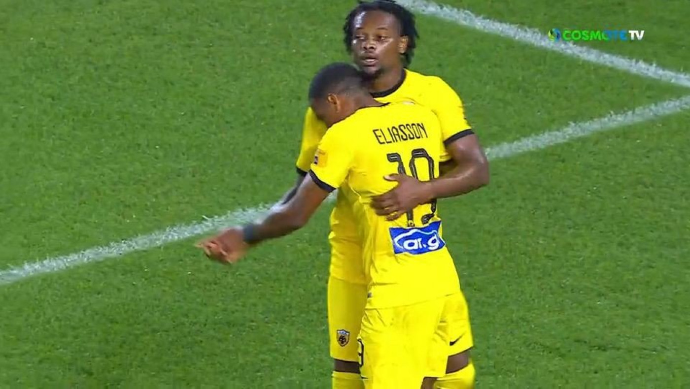 Δύο φορές «χτύπησε» η ΑΕΚ στο ημίχρονο την Τραμπζονσπόρ