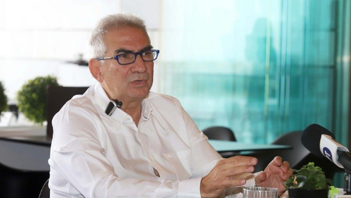 Α ρε, Στέλιο… Α ρε, Στέλιο… Μας «έστησες»!