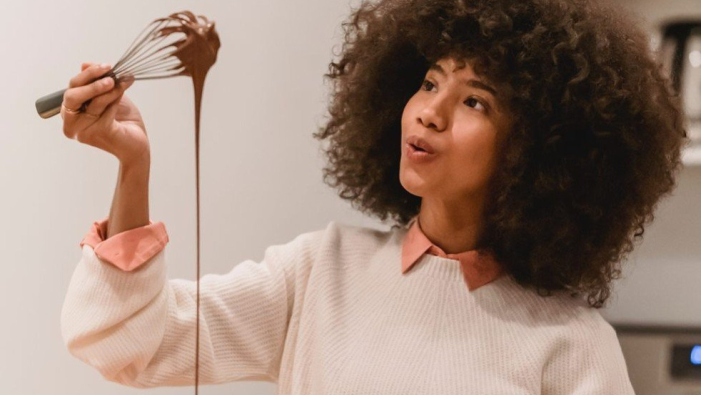 Γιατί κάθε φορά που τρώμε σοκολάτα νιώθουμε χαρούμενοι;