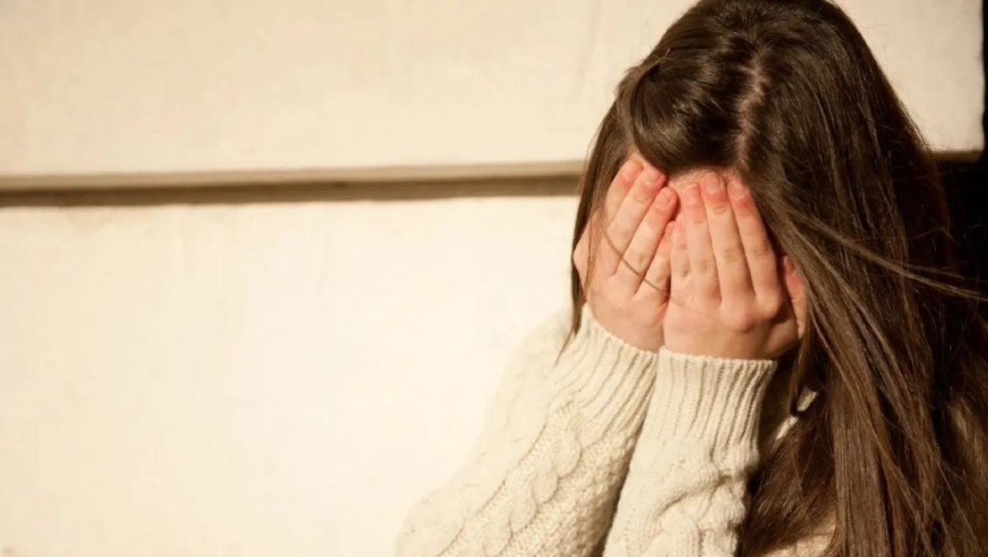 Θεσσαλονίκη: Καταδίκη μητέρας που ξυλοκόπησε την κόρη της επειδή ήθελε να βγει με τον φίλο της