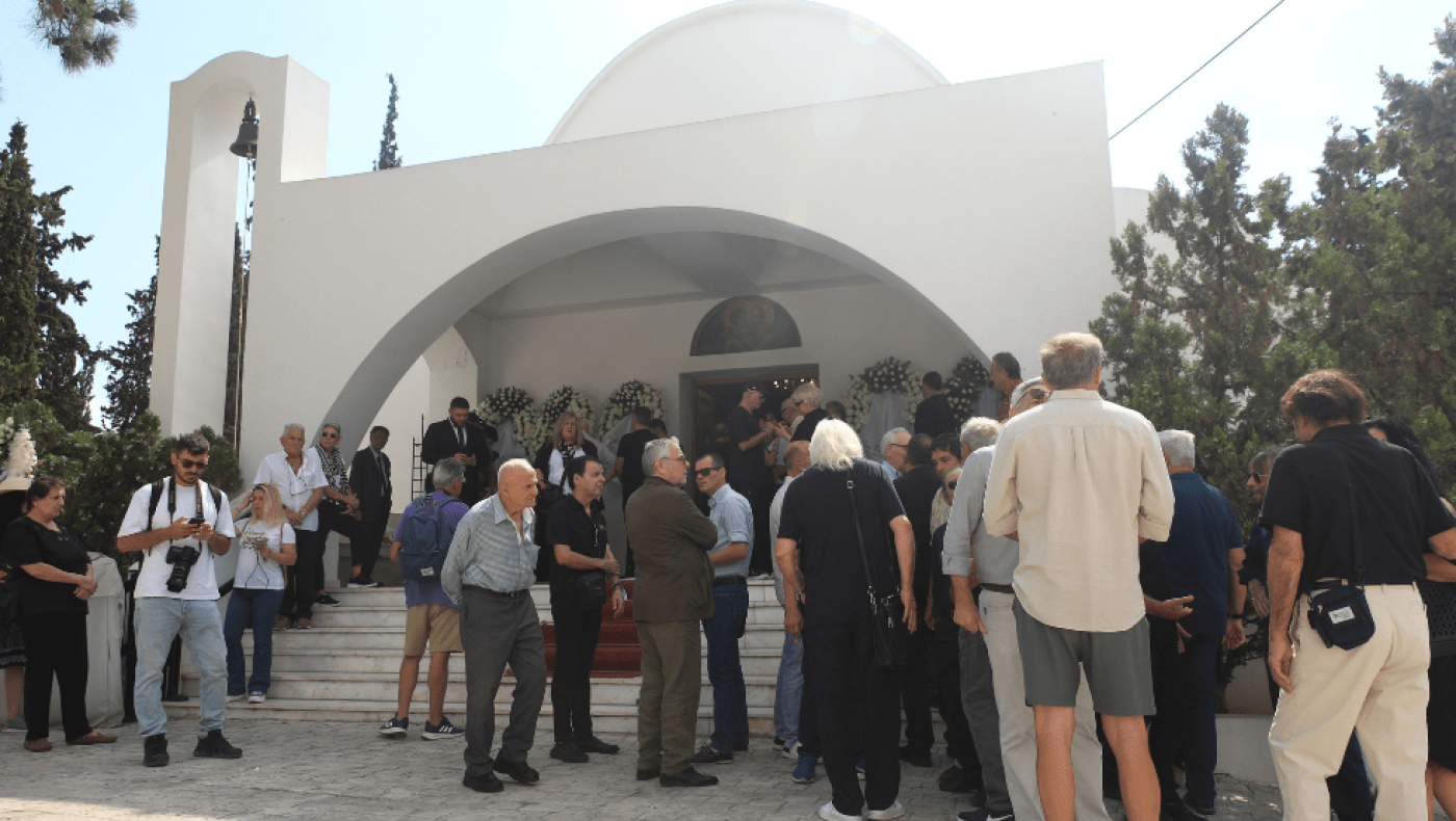 Το τελευταίο «αντίο» στη σπουδαία τραγουδίστρια Λιζέτα Νικολάου