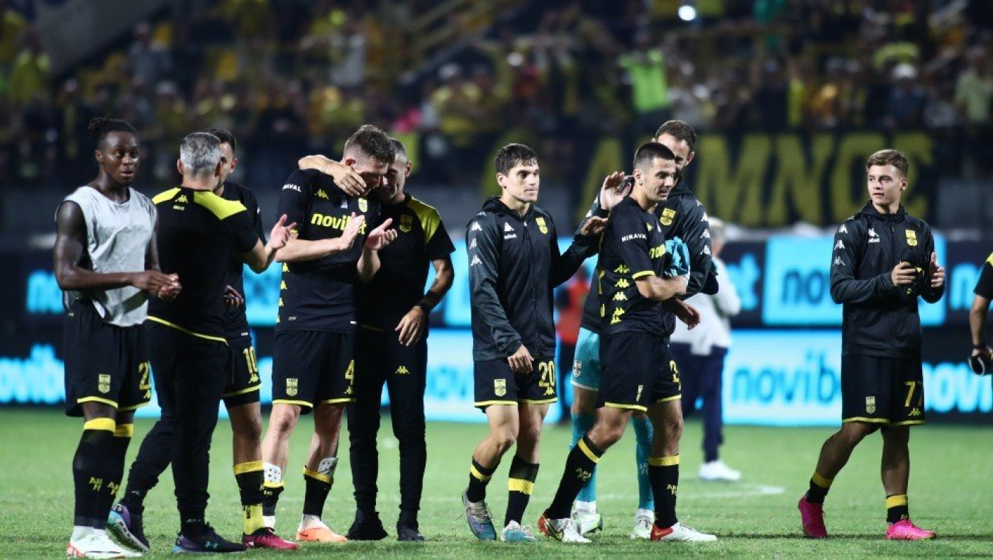 Άρης: Το γκολ του Πάλμα και η έκρηξη κερκίδας και πάγκου