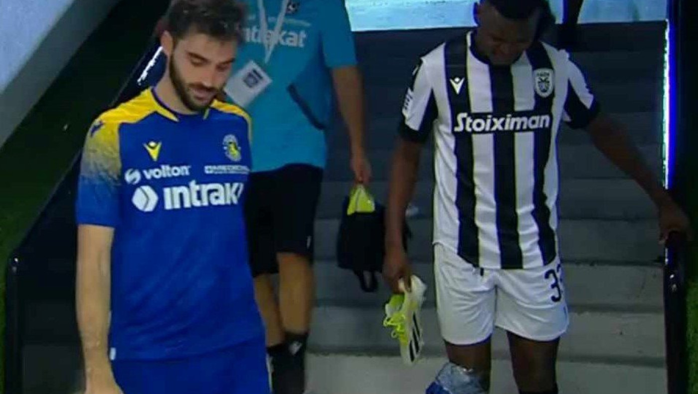 Αποχώρησε κουτσαίνοντας με δεμένο πόδι ο Σαμάτα (pics)