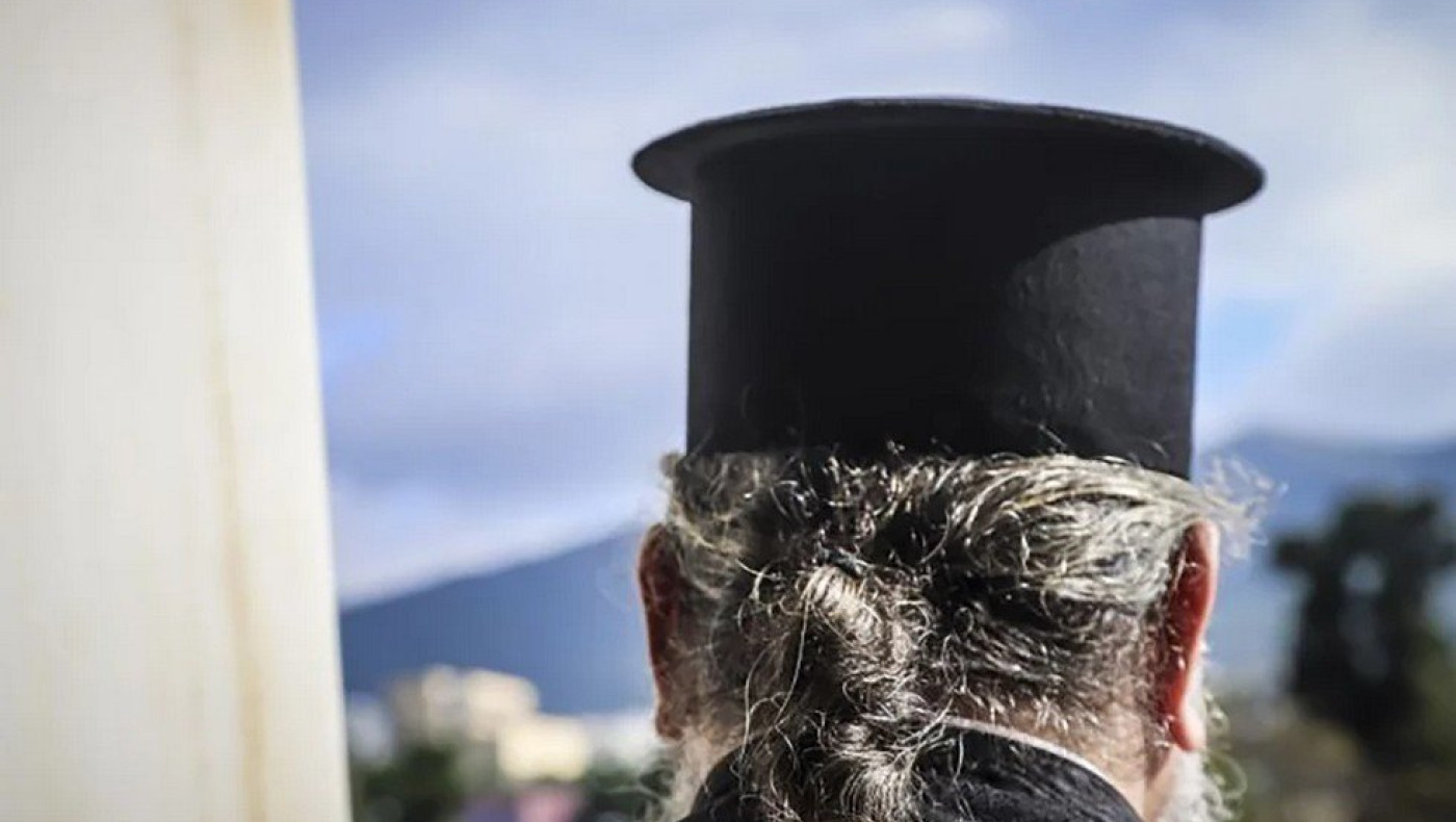 Τελικός Κυπέλλου: Ένταση και... ψιλές μεταξύ ιερέα και υπευθύνου ασφαλείας