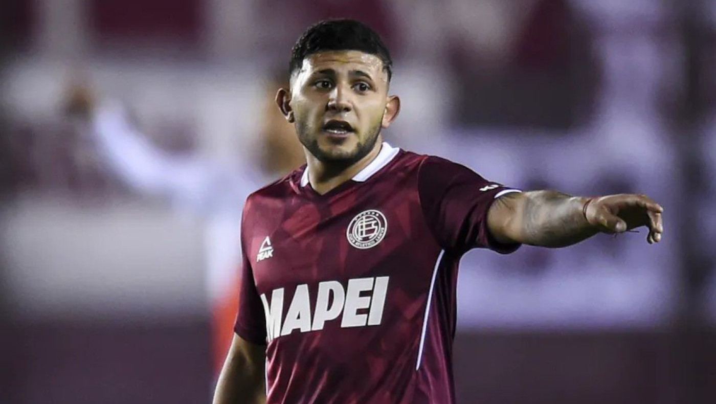 Η Λανούς ανακοίνωσε τον Πέρεθ στον Παναιτωλικό