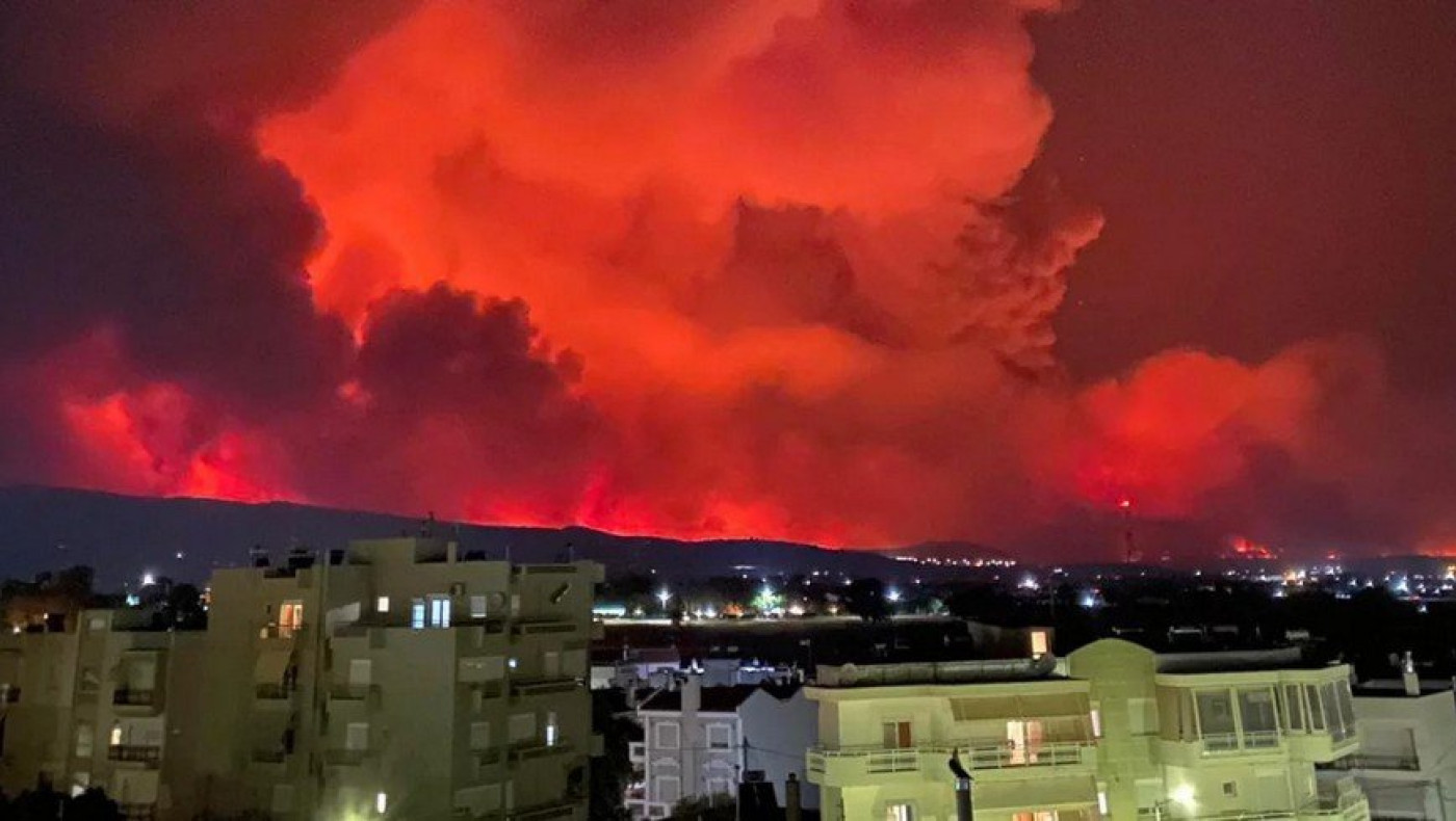 Φωτιά στην Αλεξανδρούπολη: Ο καπνός έφτασε μέχρι την Ιταλία!