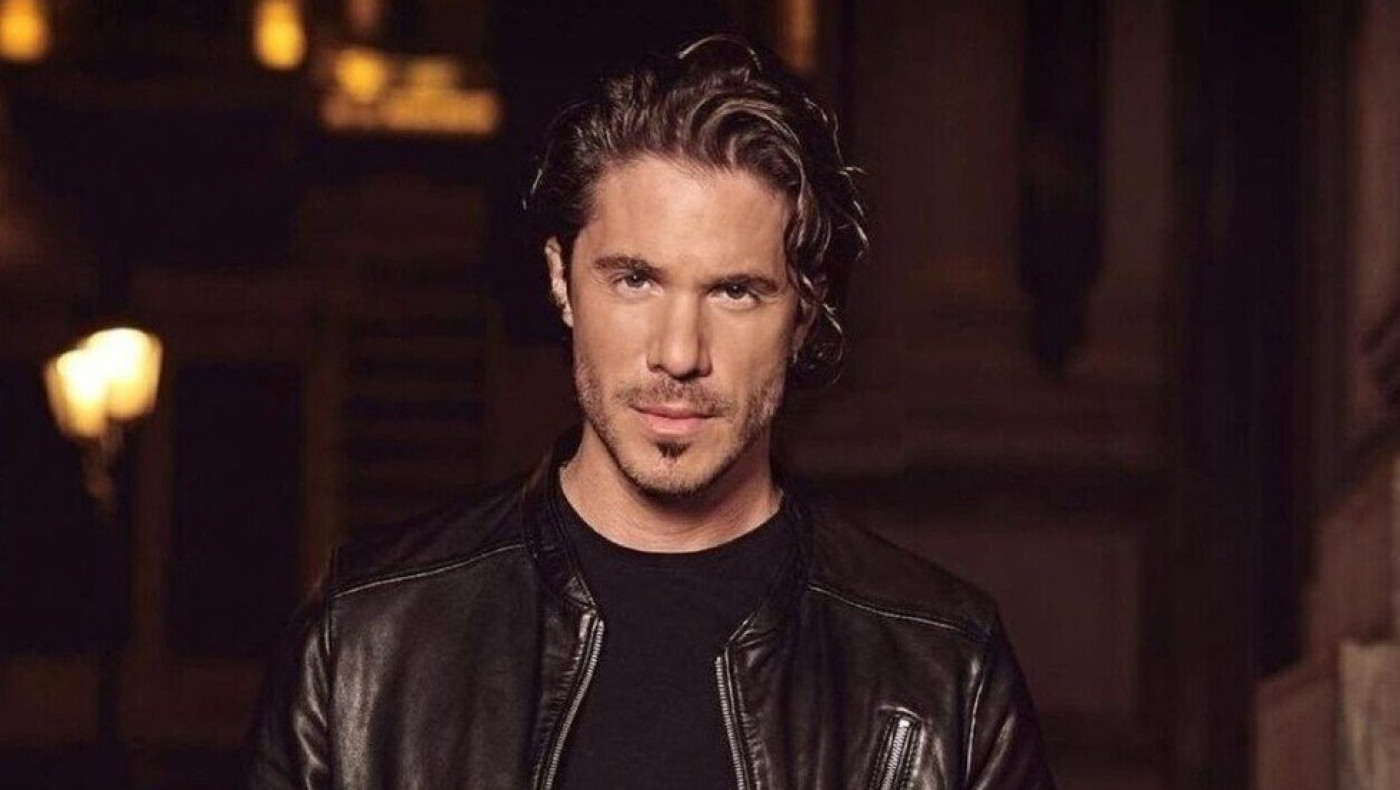 Οικονομόπουλος σε συναυλία του: «Χάθηκε κινητό; Και τι να κάνω εγώ;»