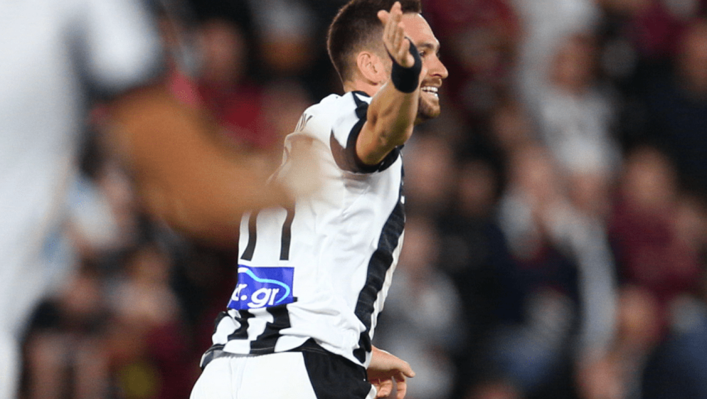 Το τραπέζι είναι στρωμένο για έναν και δεν χωράει η... Χαρτς