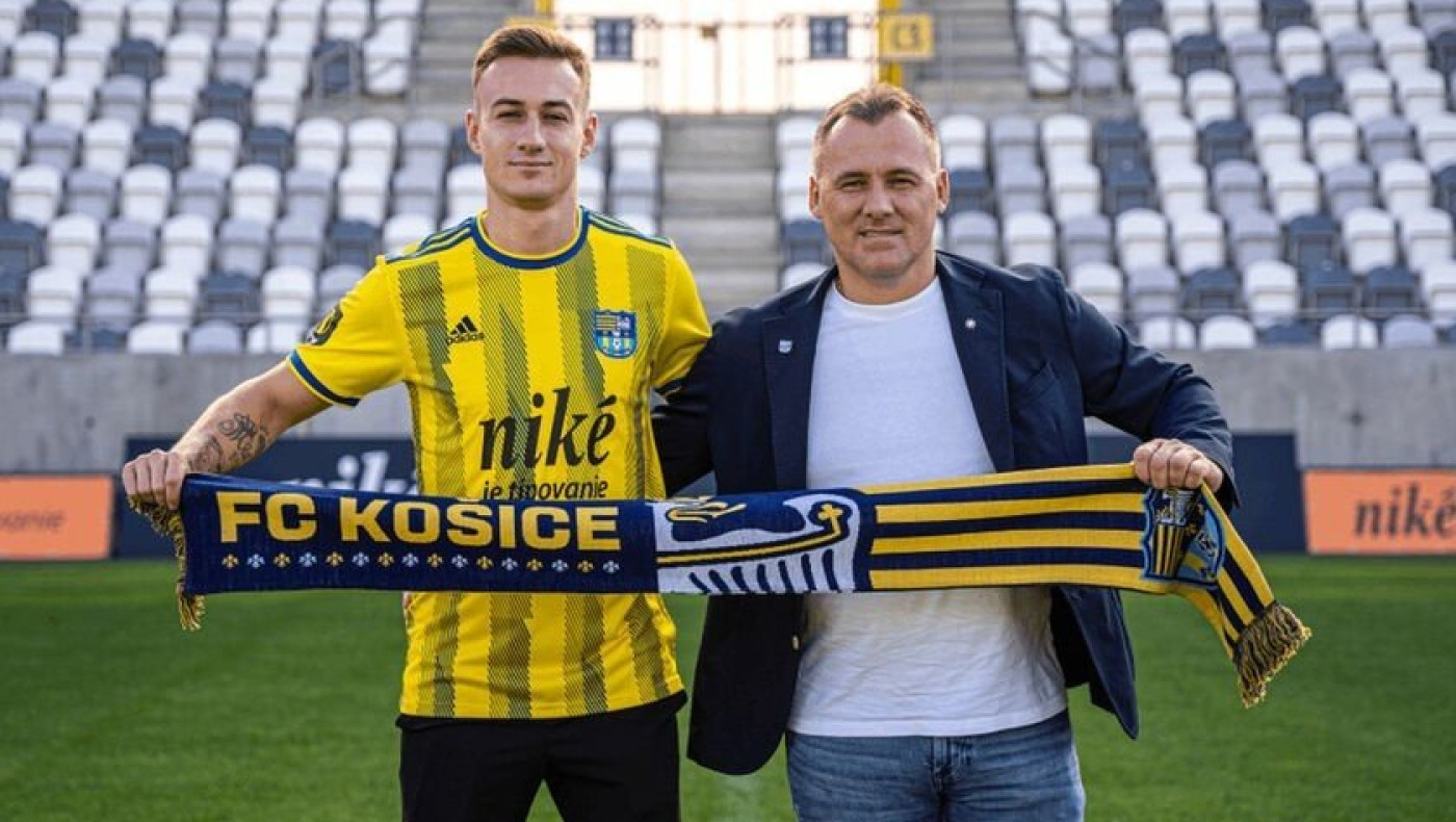 Στην Κόζιτσε ο Κρούζλιακ με... μπηχτές για τον Βόλο: «Είμαι επαγγελματίας, ήρθα σε σύλλογο με σωστή φιλοσοφία»