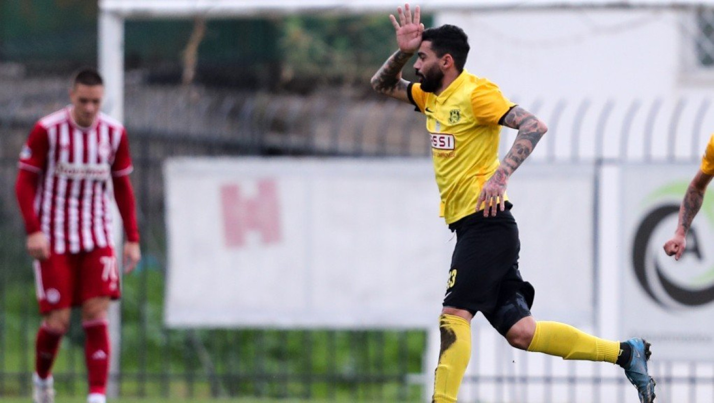 Κίνηση ανθρωπιάς από τον Αθανασιάδη: Μοίρασε νερά και τρόφιμα στους πλημμυροπαθείς