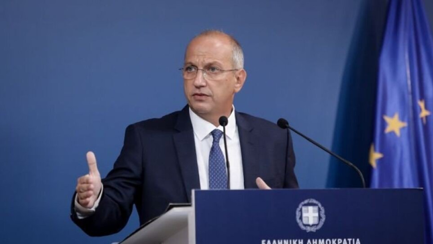 Οικoνόμου: «Μηδενική ανοχή στη βία στα γήπεδα»