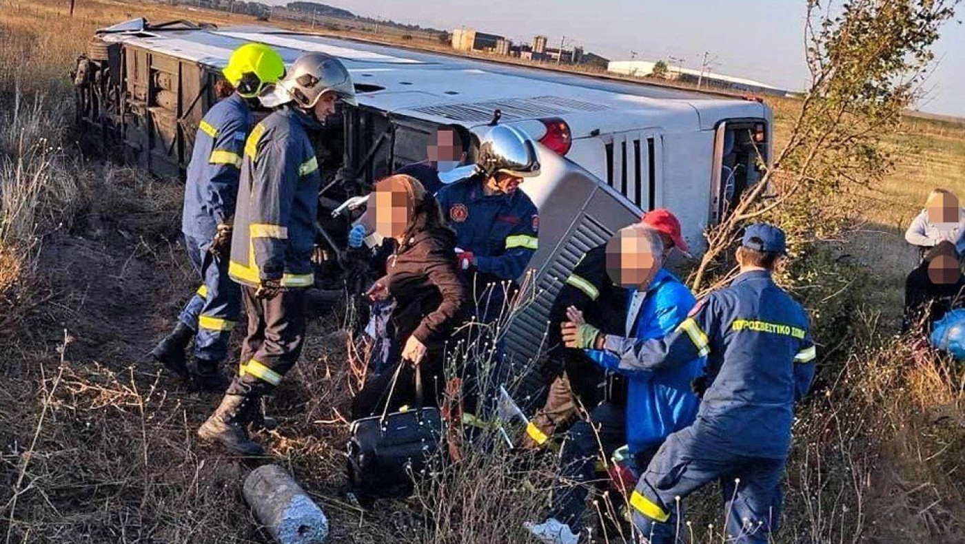 Σοκαριστικό τροχαίο στην Αθηνών – Ευζώνων: Τέσσερις νεκροί από τη σύγκρουση λεωφορείου με δύο αυτοκίνητα