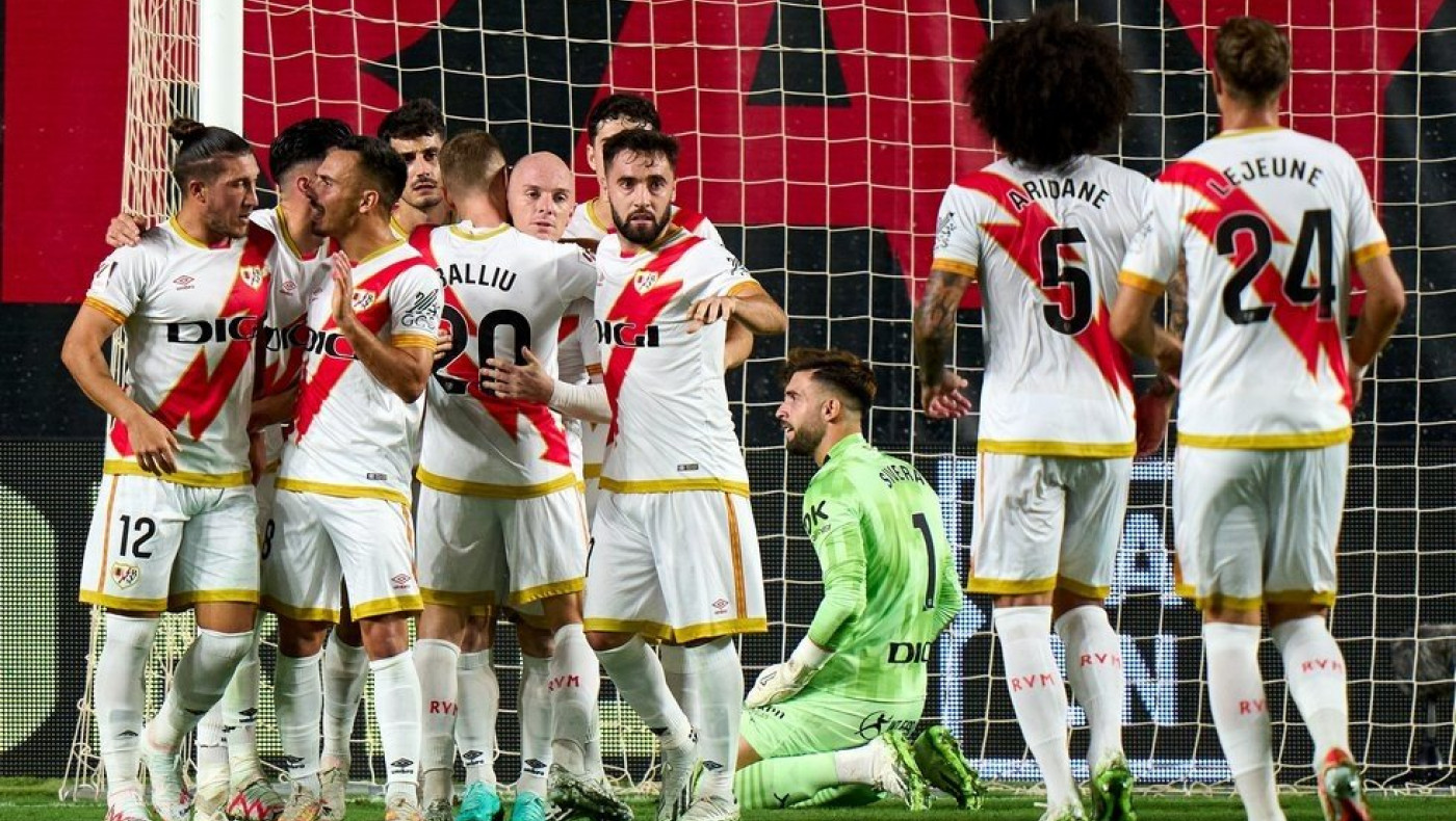 Ράγιο Βαγεκάνο: Τα «ευρωπαϊκά φώτα» πέφτουν στη λαϊκή γειτονιά της Μαδρίτης