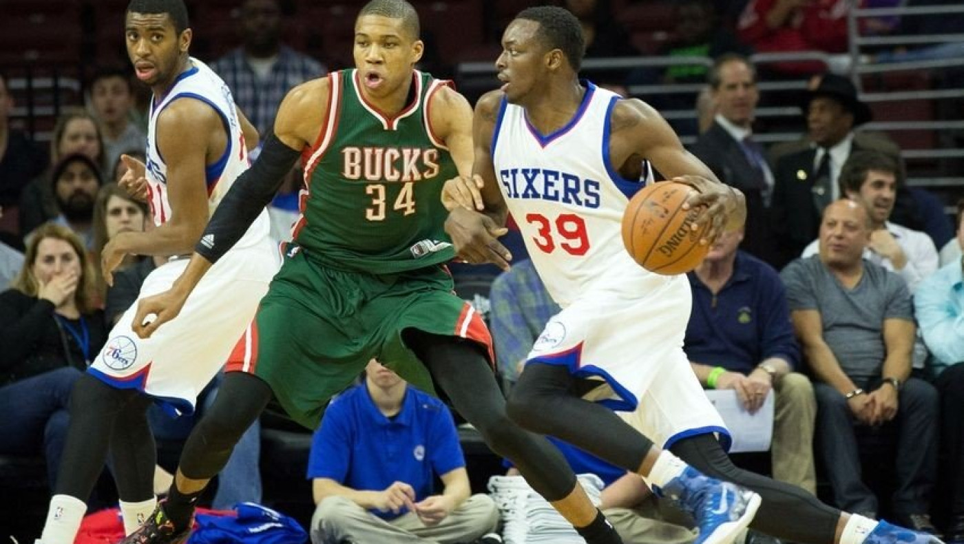 Γιάννης λαμπρός... οδηγεί τους Μπακς! (vids)