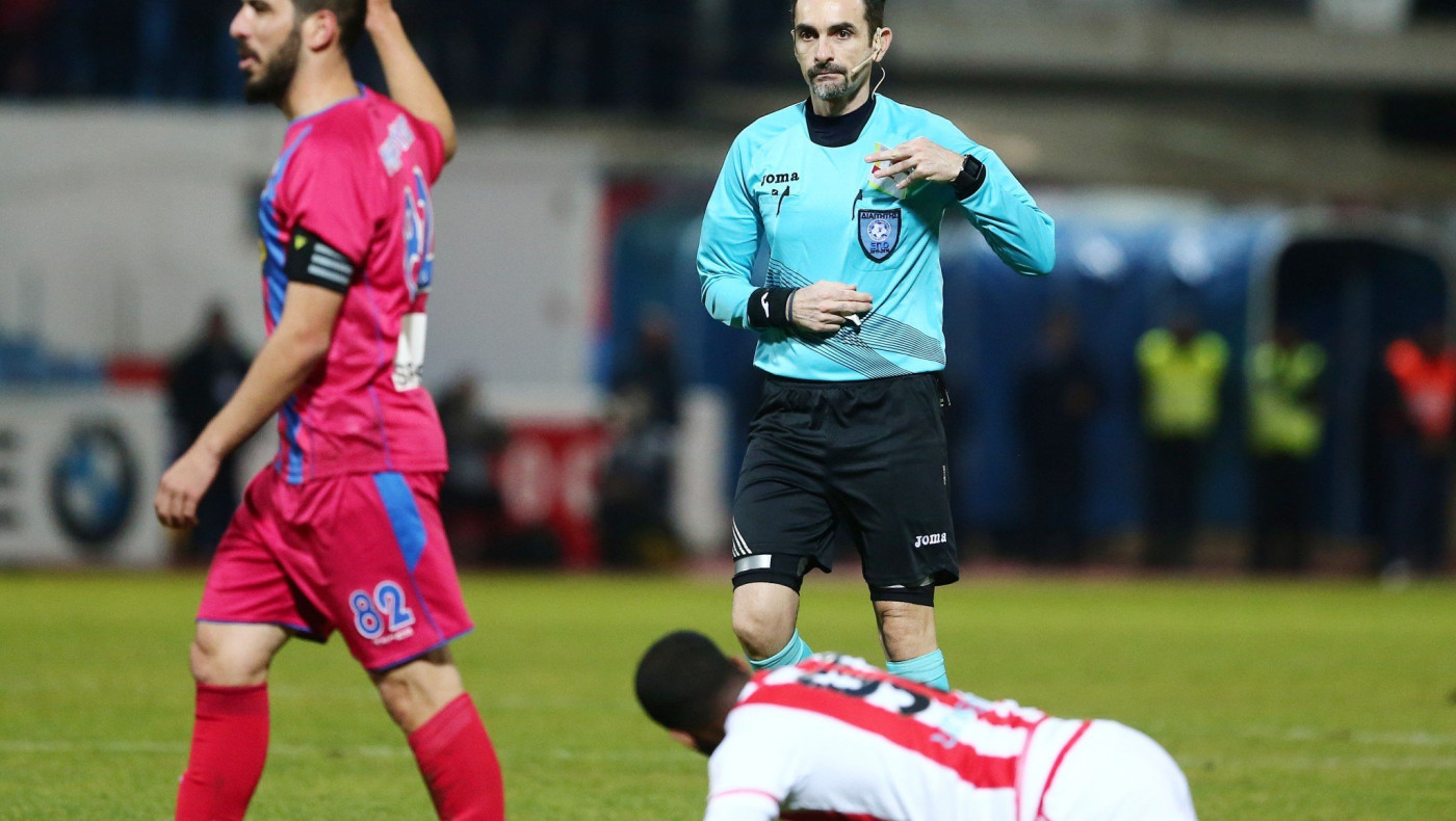 Στα ίδια βρώμικα χνάρια του 2015 και τα... πρώτα βήματα του 2016