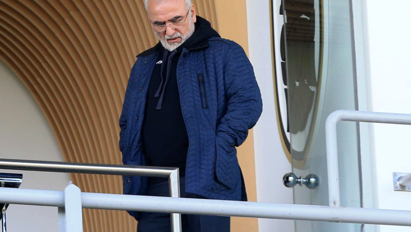 Προστατεύστε τον Ιβάν Σαββίδη…