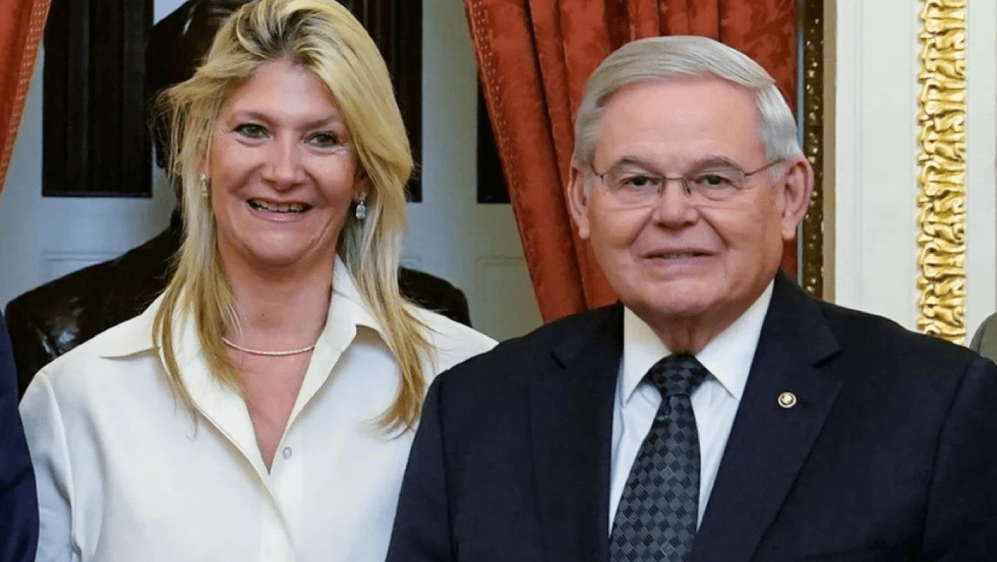 Σε δίκη για διαφθορά οδηγούνται ο Μπομπ Μενέντεζ και η σύζυγος του