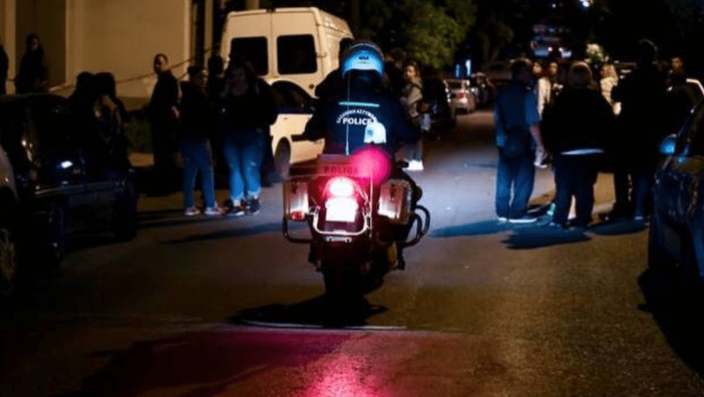 Άγριος καυγάς στο Ωραιόκαστρο με μαχαίρια και καδρόνια – Παρενόχλησαν και κοπέλες