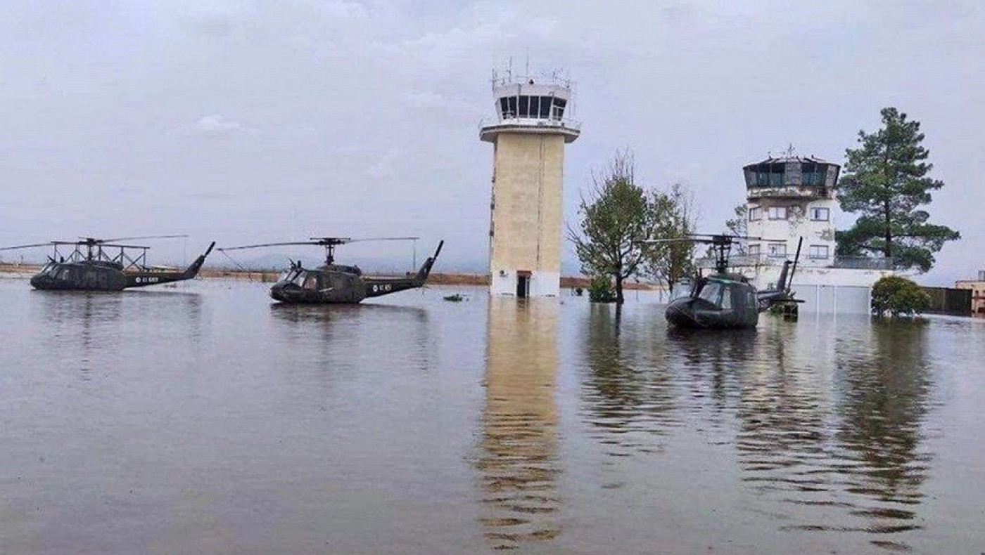 Από Στρατοδικείο θα περάσουν οι ένστολοι που διέρρευσαν φωτογραφίες με τα ελικόπτερα βουτηγμένα στα νερά