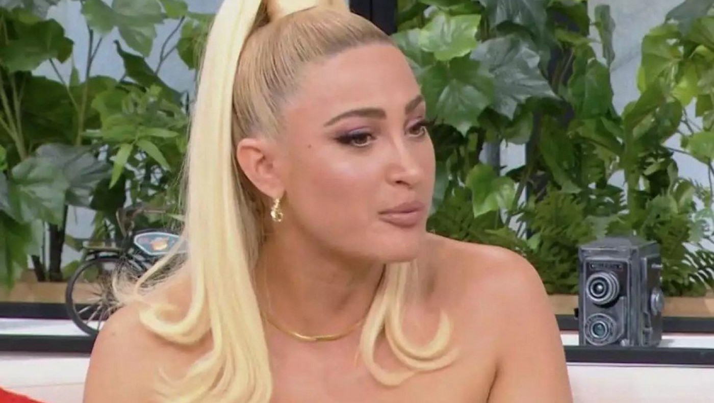 «Απασφάλισε» η Τούνη- «Εσείς στα πάνελ πληρώνεστε για κιτρινίλα;» (vid)