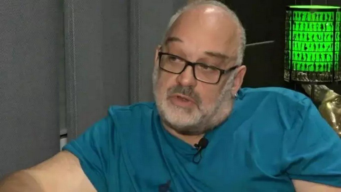 Γιώργος Μουκίδης: «Ο Αργυρός διαφημίζει χάμπουργκερ και ο Νότης τραγουδάει»