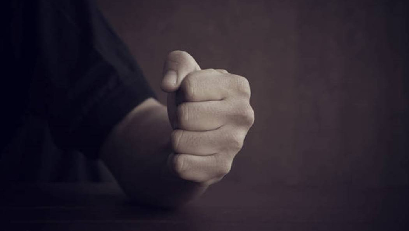 Ρέθυμνο: Βίντεο ντοκουμέντο από τον άγριο ξυλοδαρμό μαθητή σε σχολείο